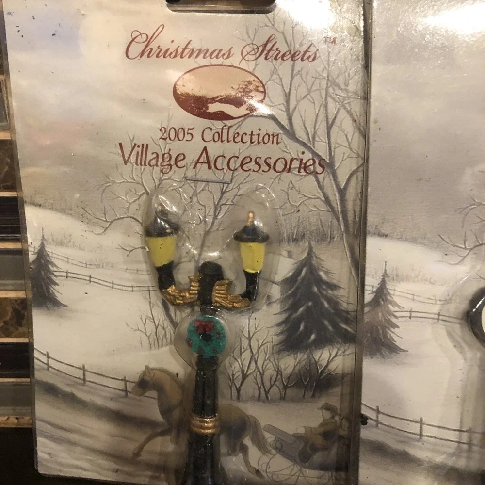 3pk Christmas Streets 2005 Collection Village Street Light Mailboxes Street Sign